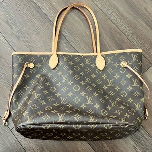 *AUTHENTIC* Louis Vuitton Neverfull MM